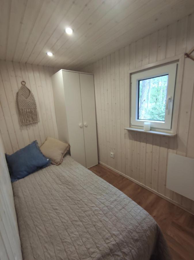 Lesny Domek W Stylu Scandi Z Jacuzzi Nad Jeziorem Kaszuby Grzybowo  Exterior photo