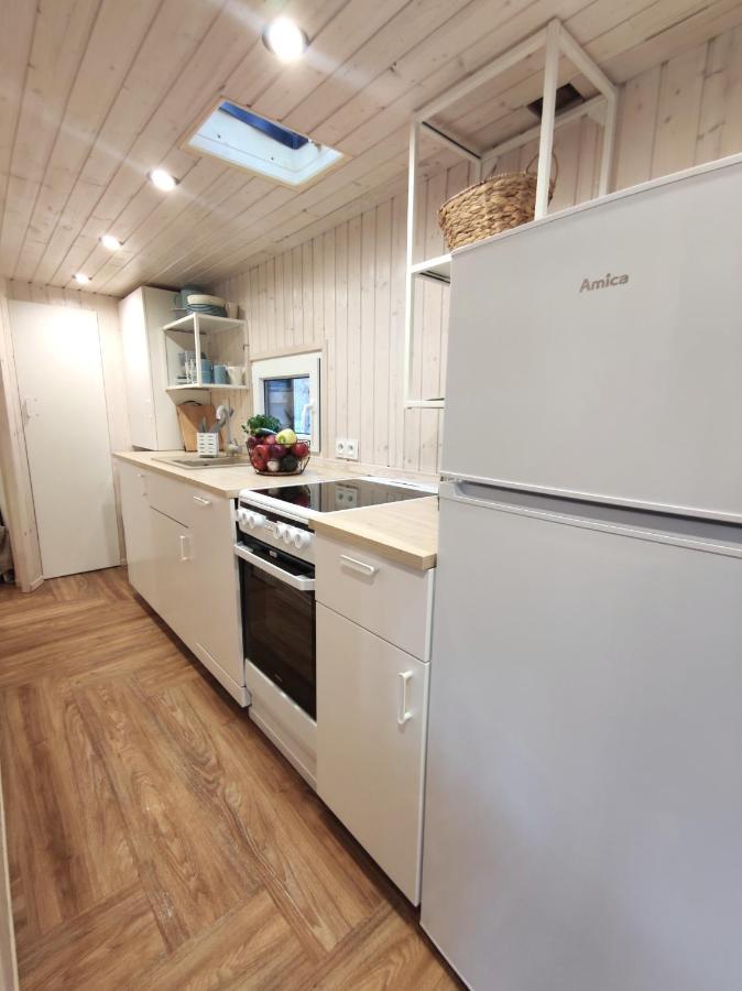 Lesny Domek W Stylu Scandi Z Jacuzzi Nad Jeziorem Kaszuby Grzybowo  Exterior photo