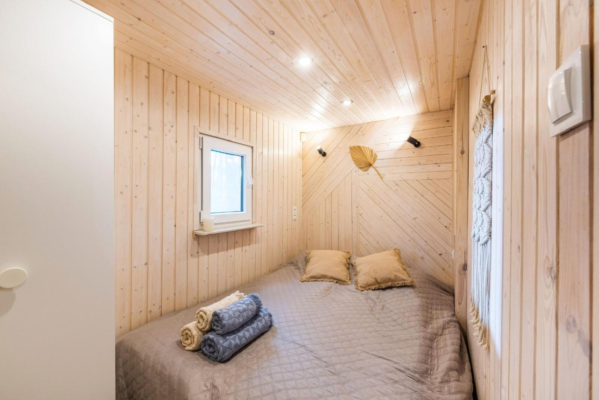 Lesny Domek W Stylu Scandi Z Jacuzzi Nad Jeziorem Kaszuby Grzybowo  Exterior photo